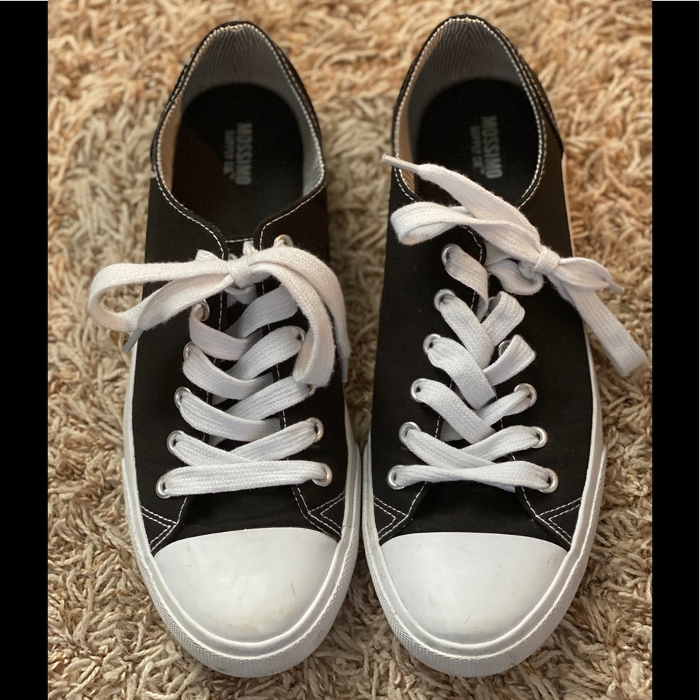 Mossimo Sneakers